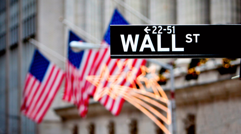 wall-street-sign-usa