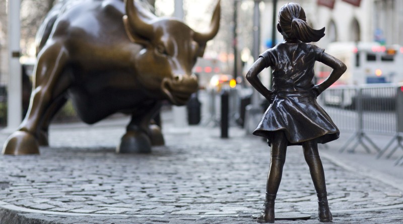 636261668882296548-AP-FEARLESS-GIRL-WALL-STREET-89821798